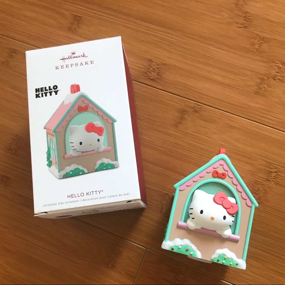 2018 Hello Kitty Keepsake Ornament - Picture 3 of 8
